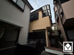 「今津小学校」まで徒歩2分。低学年のお子様も安心して通学していただけます。