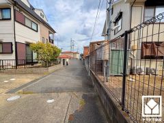 「甲東小学校」まで徒歩6分。低学年のお子様も安心して通学していただけます。