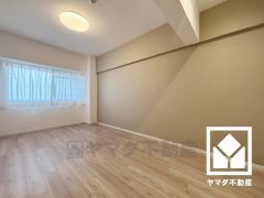 全居室フローリングでお掃除ラクラク。全居室収納もございますので、お部屋の広さを最大限に活用できます。