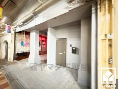 居住されているため、ご案内の際はご予約が必要となります。