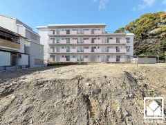 広々17帖のLDKが魅力。家族全員がリラックスできる、ゆったりとした快適リビングで温かい団らんの時間を。