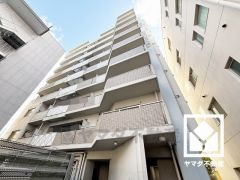 トイレは温水洗浄便座付きで、季節を問わずいつでも温かい便座をお使いいただけます。