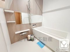 清潔感あふれる空間で、毎日のバスタイムをより快適に。