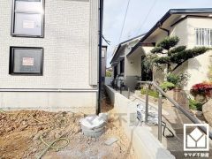 玄関にはシューズボックスを完備。家族の靴もしっかり収納できるので、玄関がいつも片付き、気持ちよくお客様を迎えられます。