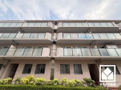 家族のごはん作りがはかどる。同時調理ができる3口コンロ付き。