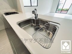 清潔感あふれるシンクで、毎日を気持ちよくスタート。