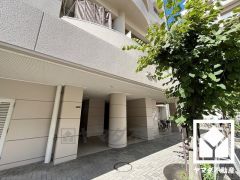 オートロック完備。あなたのプライバシーを大切に守るマンション。