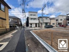 ららぽーと甲子園の敷地内には、子どもを対象とした職業体験型テーマパーク「キッザニア甲子園」もあり、楽しみながら社会の仕組みや経済を学べます。休日にお出かけにも適した立地です。