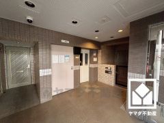 2025年10月上旬フルリフォーム済です。24時間365日緊急対応サービス、アフターサービス保証付きでご購入後のサポートも充実しており、安心してお住まいいただけます。お問合せお待ちしております。