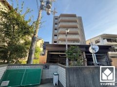 2020年フルリノベーション済の大変綺麗なお部屋で、デザイン性に優れたお洒落な内装となっております。