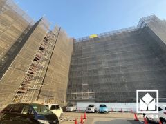 重厚感のあるファサードが、洗練された暮らしを予感させる。品格あるデザインが魅力のマンション。